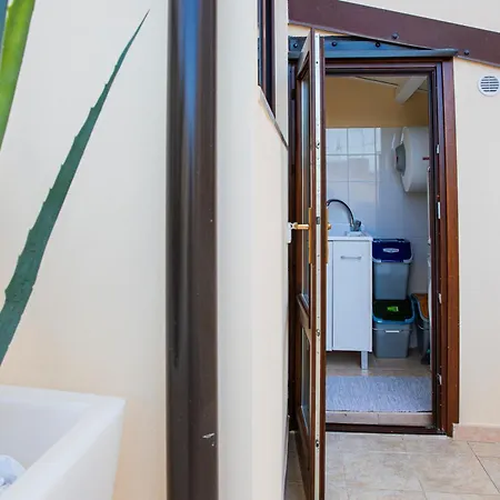 Le Carte Apartment *