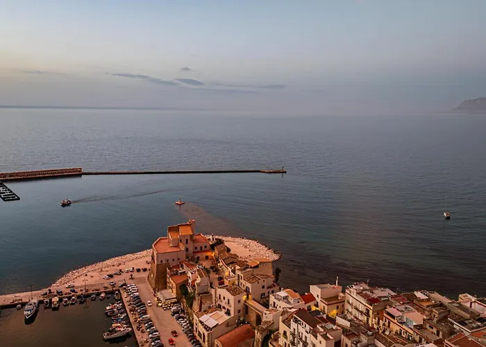 Le Carte 카스텔라마레델골포